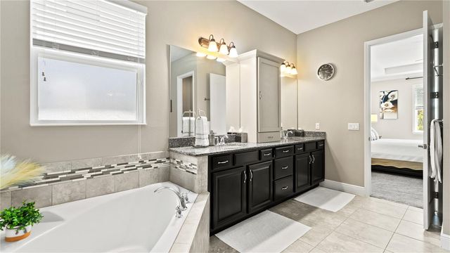 14240 COLONIAL POINTE DRIVE, Winter Garden, FL 34787