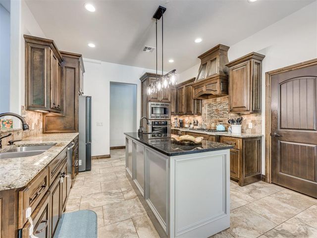 9534 Bergamo Boulevard, Edmond, OK 73034