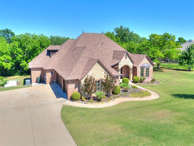 9534 Bergamo Boulevard, Edmond, OK 73034