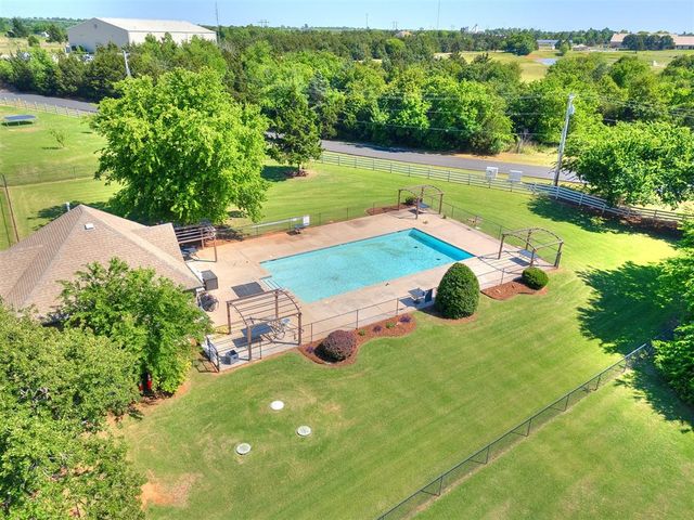 9534 Bergamo Boulevard, Edmond, OK 73034