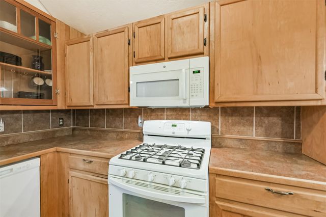27556 Fm 2090 Road, Splendora, TX 77372