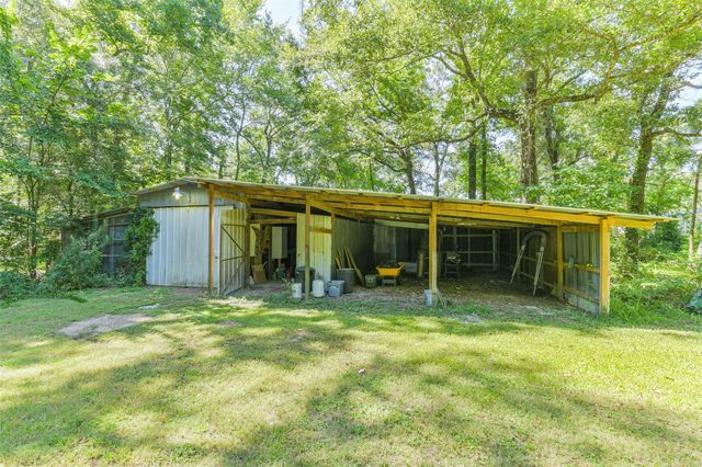 27556 Fm 2090 Road, Splendora, TX 77372
