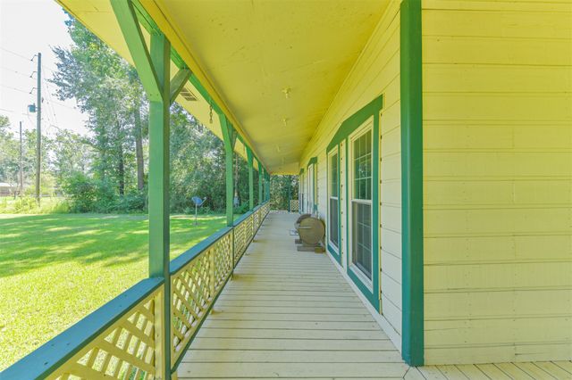 27556 Fm 2090 Road, Splendora, TX 77372