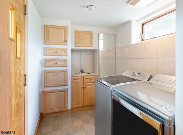 21 Maple Pkwy, Sparta Twp., NJ 07871