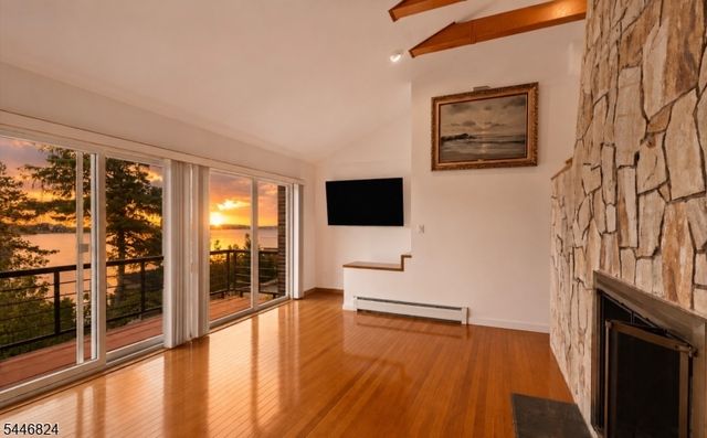 21 Maple Pkwy, Sparta Twp., NJ 07871