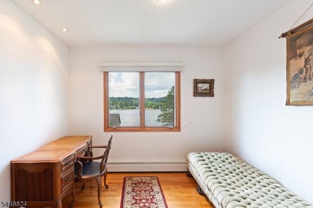 21 Maple Pkwy, Sparta Twp., NJ 07871