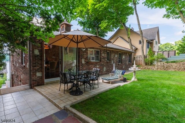 21 Maple Pkwy, Sparta Twp., NJ 07871