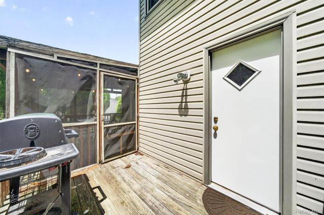 33 Winchester Drive, Monroe, NY 10950