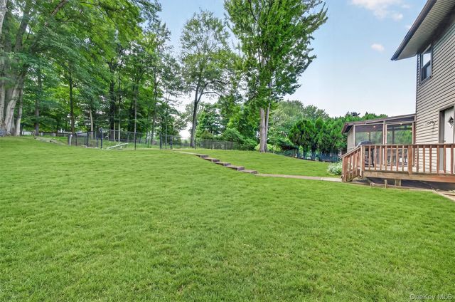 33 Winchester Drive, Monroe, NY 10950