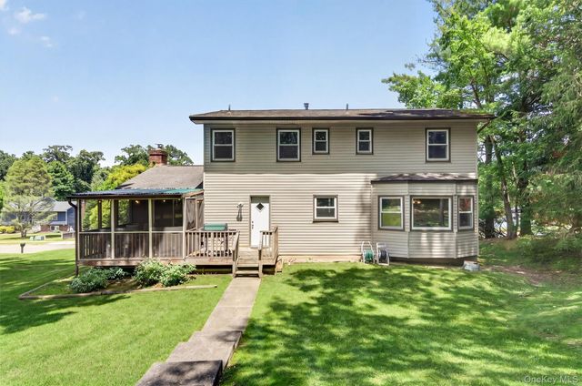 33 Winchester Drive, Monroe, NY 10950