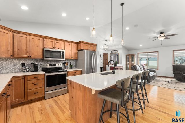 5400 S Sirocco Ave Avenue, Sioux Falls, SD 57108