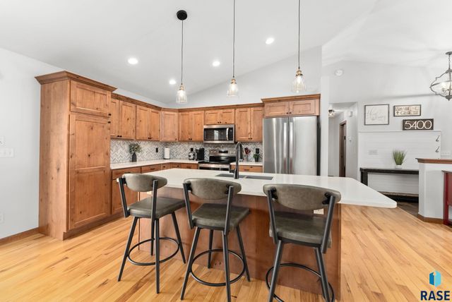 5400 S Sirocco Ave Avenue, Sioux Falls, SD 57108