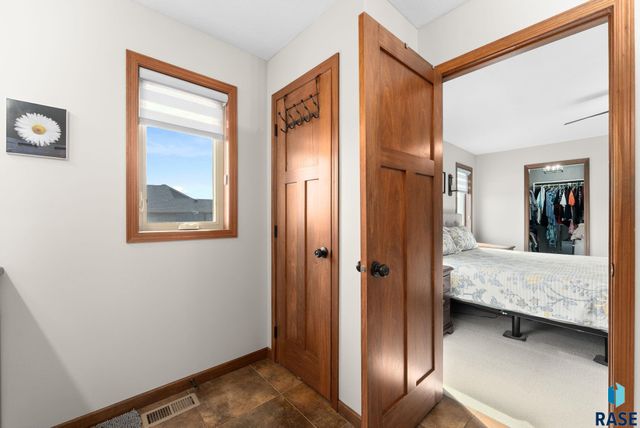 5400 S Sirocco Ave Avenue, Sioux Falls, SD 57108