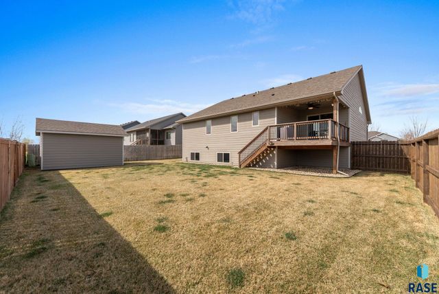 5400 S Sirocco Ave Avenue, Sioux Falls, SD 57108