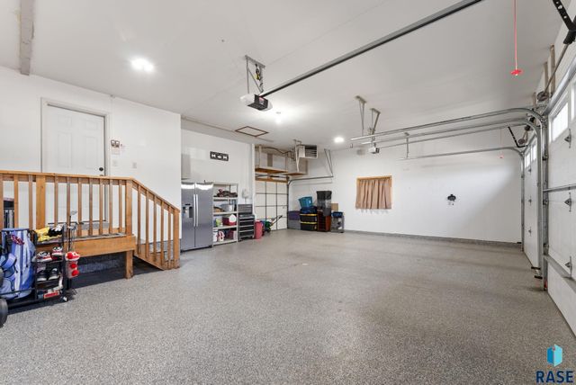 5400 S Sirocco Ave Avenue, Sioux Falls, SD 57108