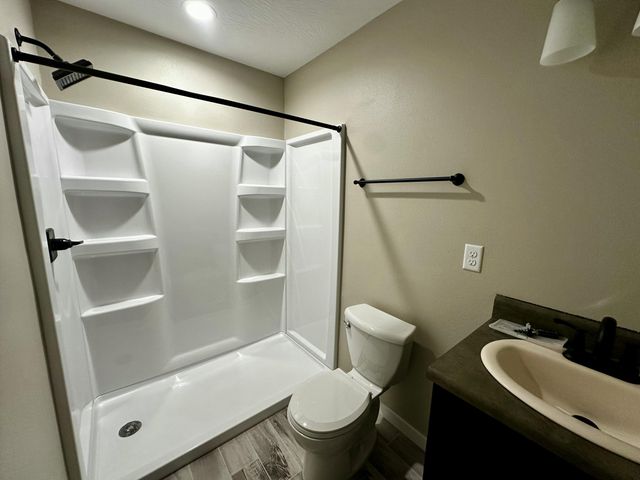 202 Eric Drive, Kirbyville, MO 65679