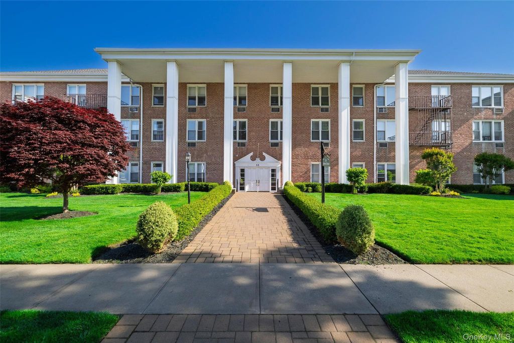 55 Lenox 2N, Rockville Centre, NY 11570 — exterior