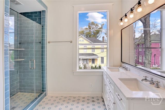 115 W 34 Street, Savannah, GA 31401