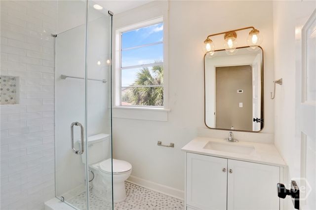 115 W 34 Street, Savannah, GA 31401