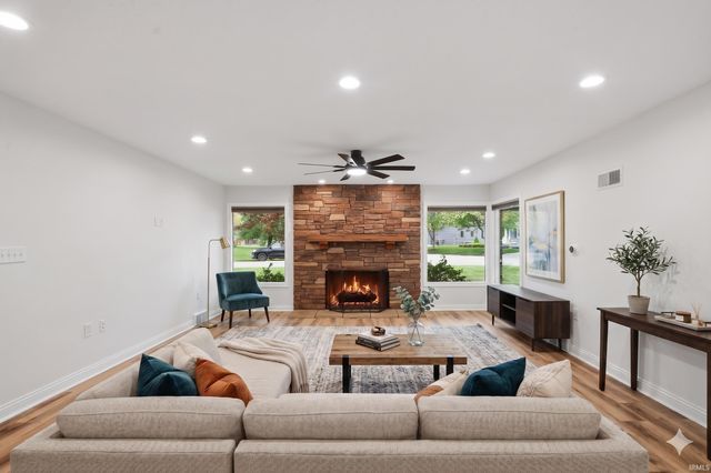 1560 Marilyn Avenue, West Lafayette, IN 47906