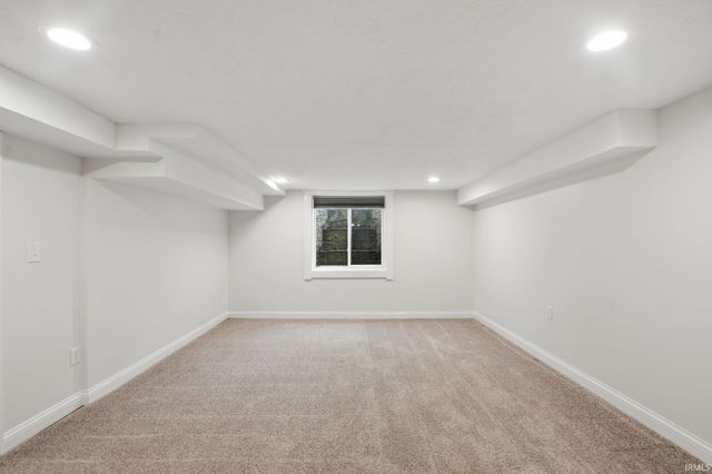 1560 Marilyn Avenue, West Lafayette, IN 47906