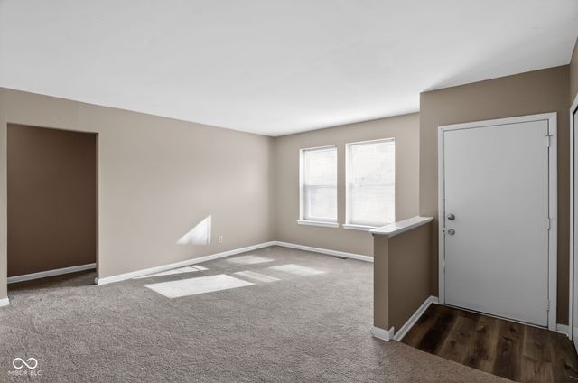 3244 Eastbrooke Circle, Indianapolis, IN 46235