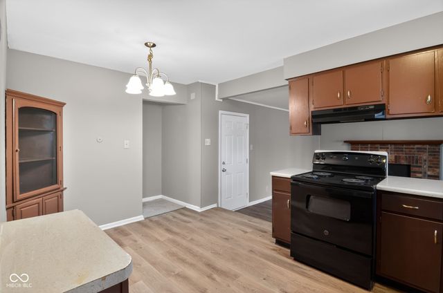 3244 Eastbrooke Circle, Indianapolis, IN 46235