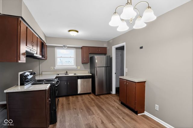 3244 Eastbrooke Circle, Indianapolis, IN 46235