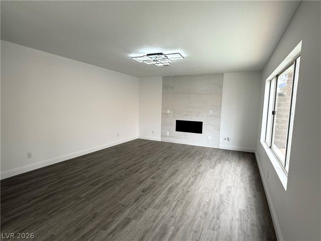 9412 Sierra Summit Avenue, Las Vegas, NV 89134
