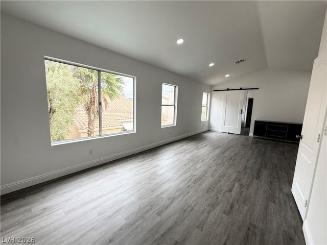 9412 Sierra Summit Avenue, Las Vegas, NV 89134