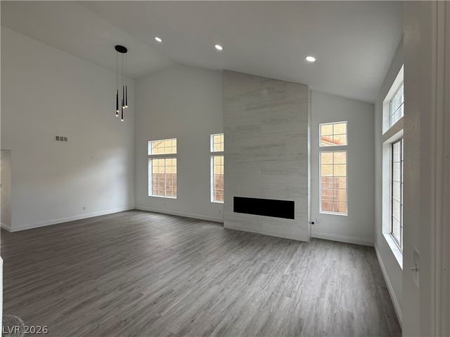 9412 Sierra Summit Avenue, Las Vegas, NV 89134