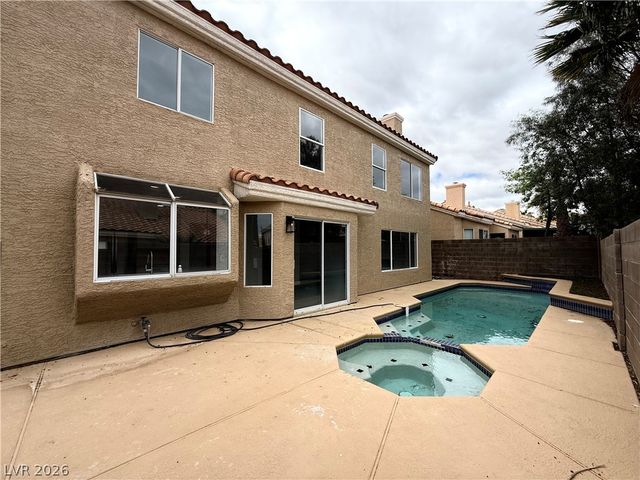 9412 Sierra Summit Avenue, Las Vegas, NV 89134