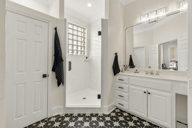 18130 Frankford Lakes Circle, Dallas, TX 75252
