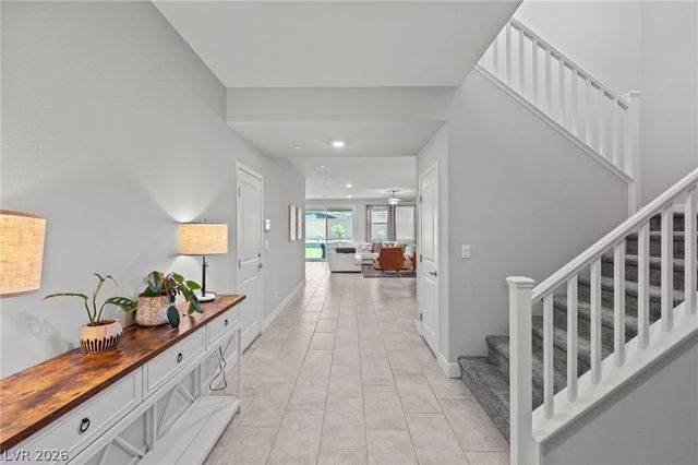 457 Spring Dove Avenue, Henderson, NV 89011