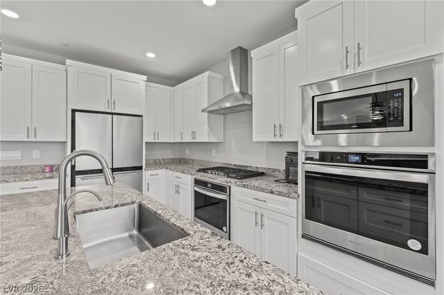 457 Spring Dove Avenue, Henderson, NV 89011