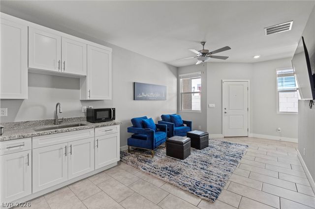 457 Spring Dove Avenue, Henderson, NV 89011