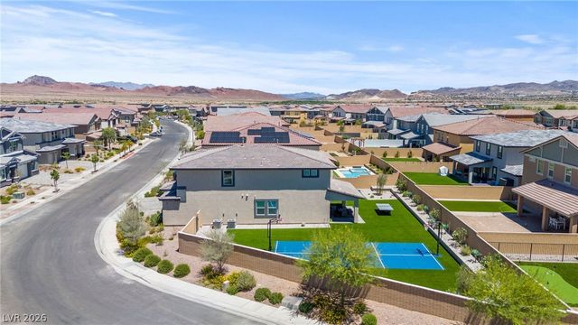 457 Spring Dove Avenue, Henderson, NV 89011