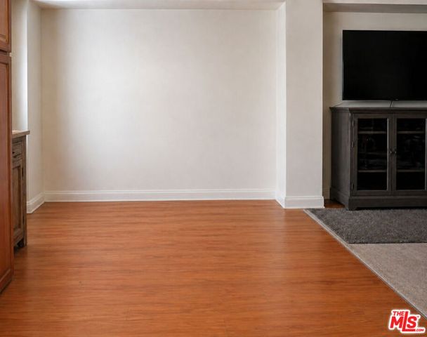 12368 Osborne Street 1, Pacoima (los Angeles), CA 91331