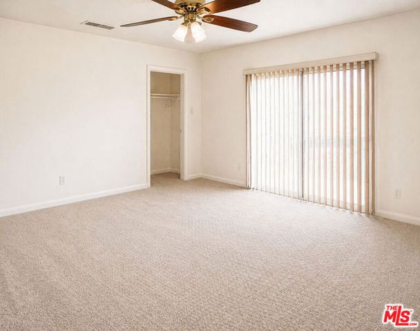12368 Osborne Street 1, Pacoima (los Angeles), CA 91331