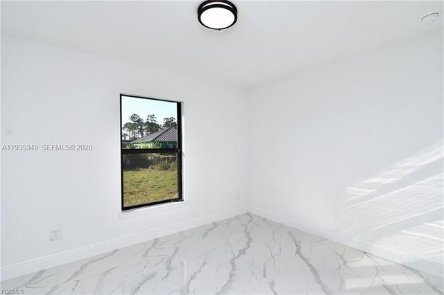 3417 57th Street W, Lehigh Acres, FL 33971