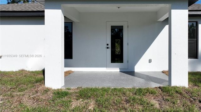 3417 57th Street W, Lehigh Acres, FL 33971