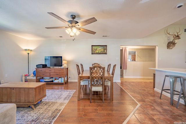 226 EDGE AVE, San Antonio, TX 78223