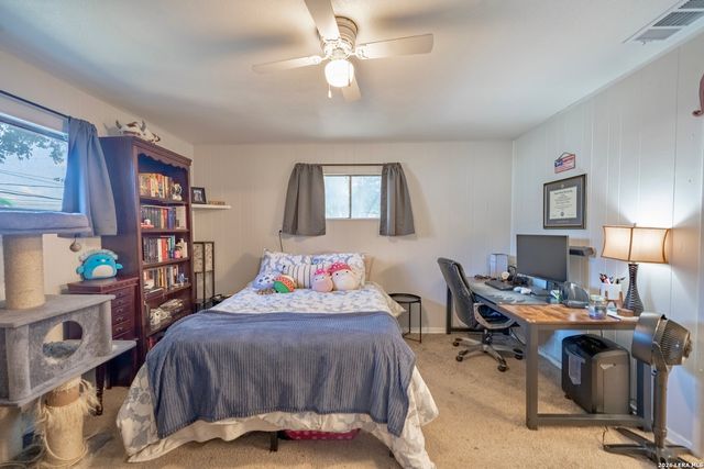 226 EDGE AVE, San Antonio, TX 78223