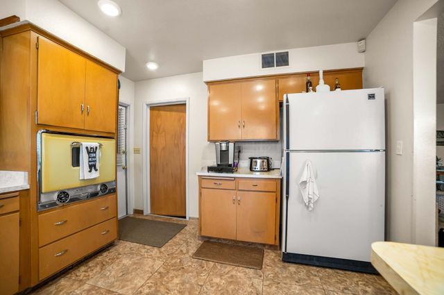 2244 E Princeton Avenue, Fresno, CA 93703