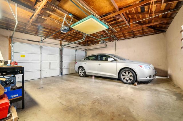 2244 E Princeton Avenue, Fresno, CA 93703