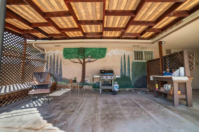 2244 E Princeton Avenue, Fresno, CA 93703