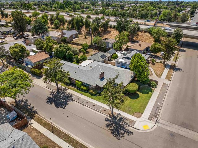 2244 E Princeton Avenue, Fresno, CA 93703