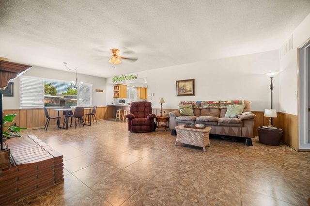 2244 E Princeton Avenue, Fresno, CA 93703
