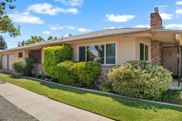 2244 E Princeton Avenue, Fresno, CA 93703