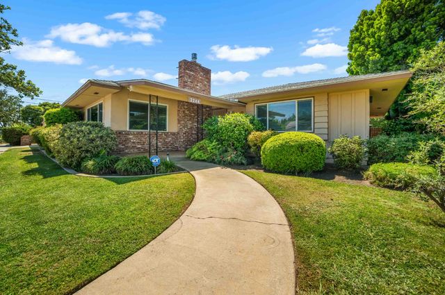 2244 E Princeton Avenue, Fresno, CA 93703